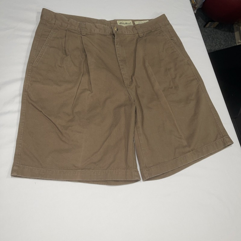 Eddie Bauer 36 Men’s Shorts Green