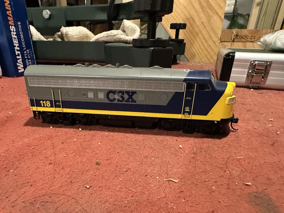 HO Scale Walthers Mainline 910-19951 F7A CSX #118 DCC And Sound - Image 4 of 4