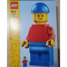 Lego Up Scaled Minifigure Buildable Figure Set 40649 654 Pcs