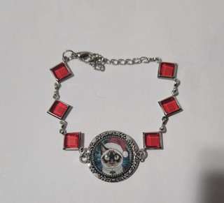 Handcrafted Siamese cat christmas glass Cameo Bracelet