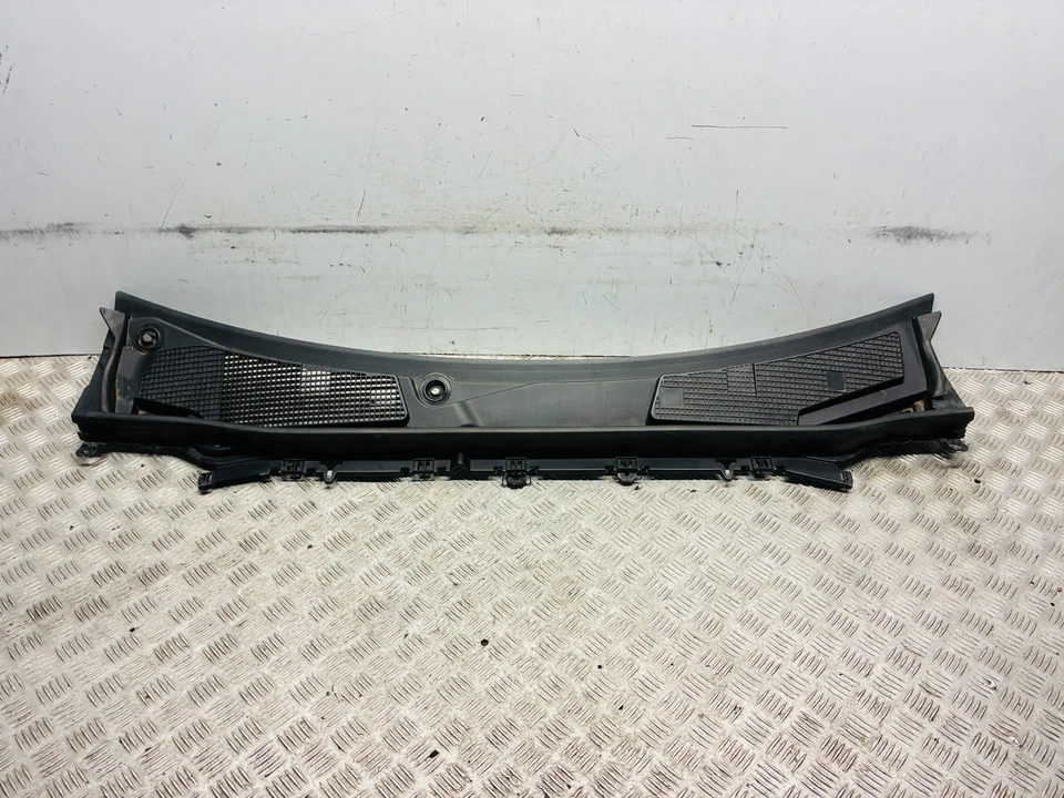 MERCEDES-BENZ AMG A35 SCUTTLE PANEL TRIM 2021 A-CLASS W177 A1778305800 - Image 3 of 4