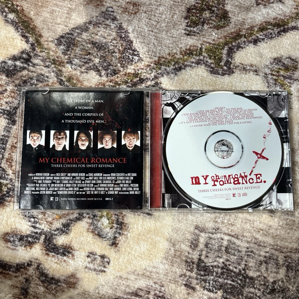 My Chemical Romance Three Cheers for Sweet Revenge CD Foto 3 de 3
