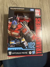 Hasbro Transformers Studio Series 102 Optimus Prime Voyager Transforming Truck