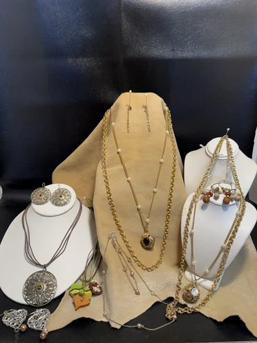 Vintage Costume Jewelry Lot