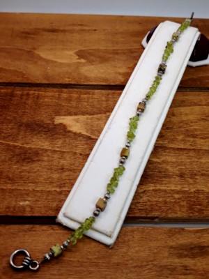 Vtg. Artisan Made Peridot Chip / Moss Agate Sterling Silver Bead Bracelet 8''