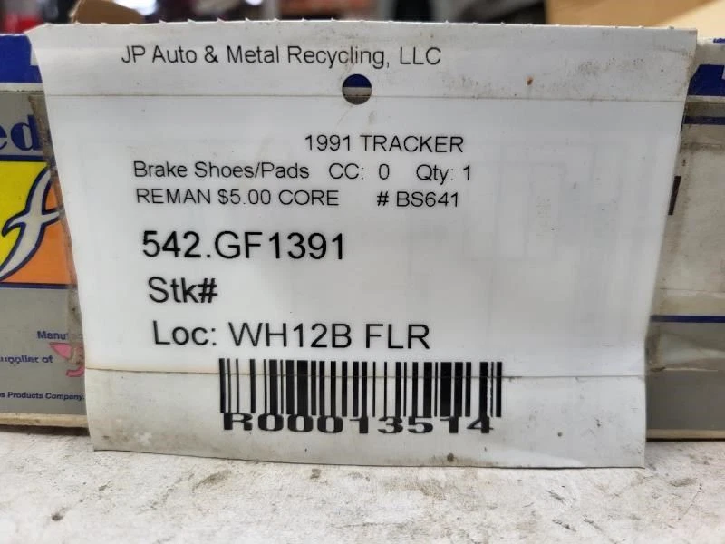 Juego de zapatas de freno traseras semi metálicas para 91-95 Suzuki Sidekick/Geo Tracker 1,6 L Foto 3 de 3