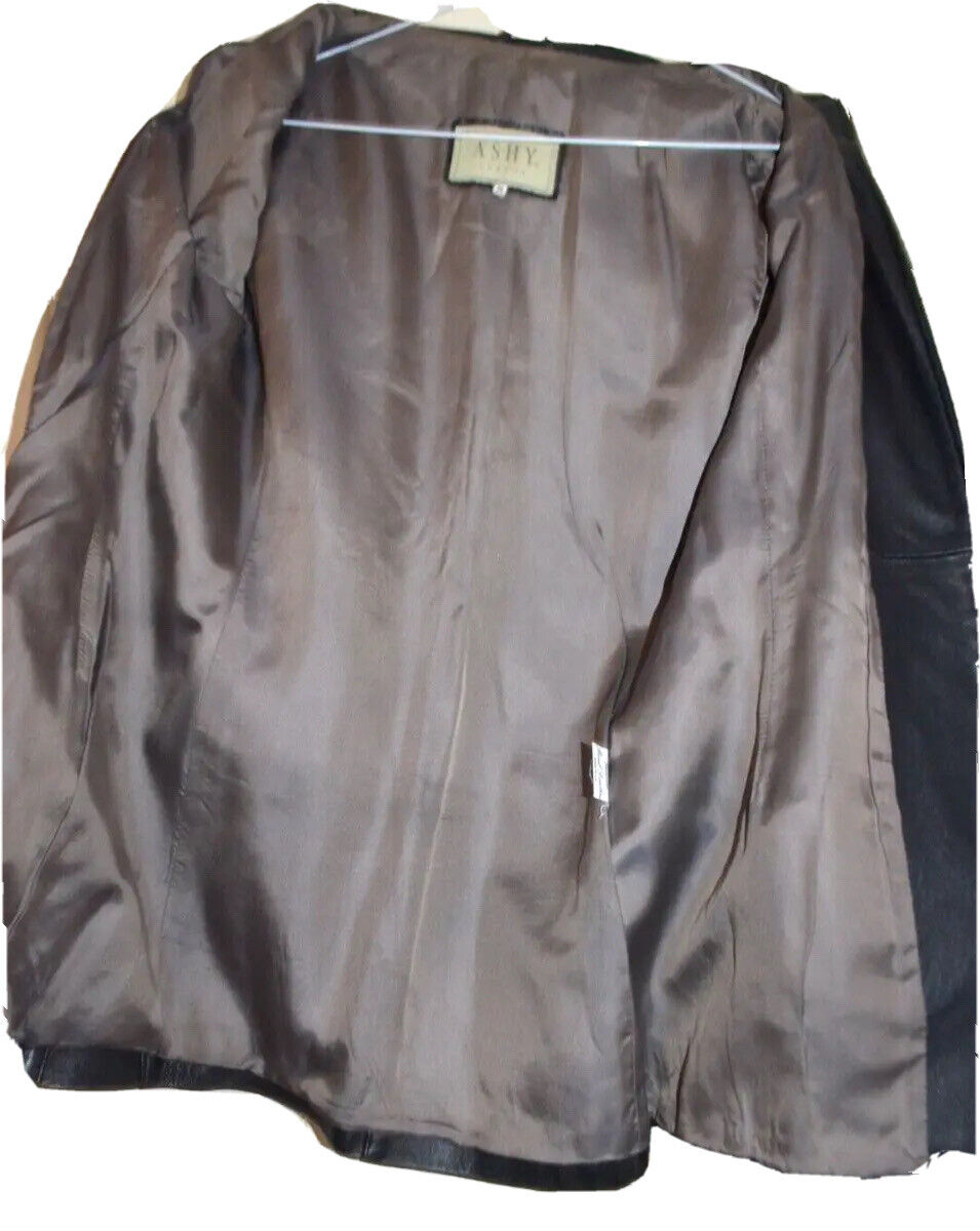 ASHY ~ LONDON CLASSIC RETRO ORIGINAL GENUINE BLACK LEATHER ASHY ~ LONDON CLASSIC RETRO ORIGINAL GENUINE BLACK LEATHER
