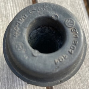 Anschlagpuffer original Volkswagen 311501191 für VW KAEFER GHIA 15 hinten