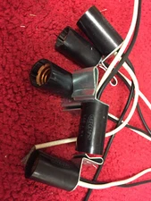 04-06 LEECRAFT CANDELABRA SCREW LAMP HOLDER 75W 125V 5 PCS