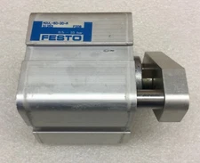 FESTO 31253 ADVL-50-20-A COMPACT CYLINDER 20MM STROKE 145 PSI NEW NO BOX