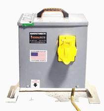 Worksite LIghting 120/12V Transformer Hazardous location USED.