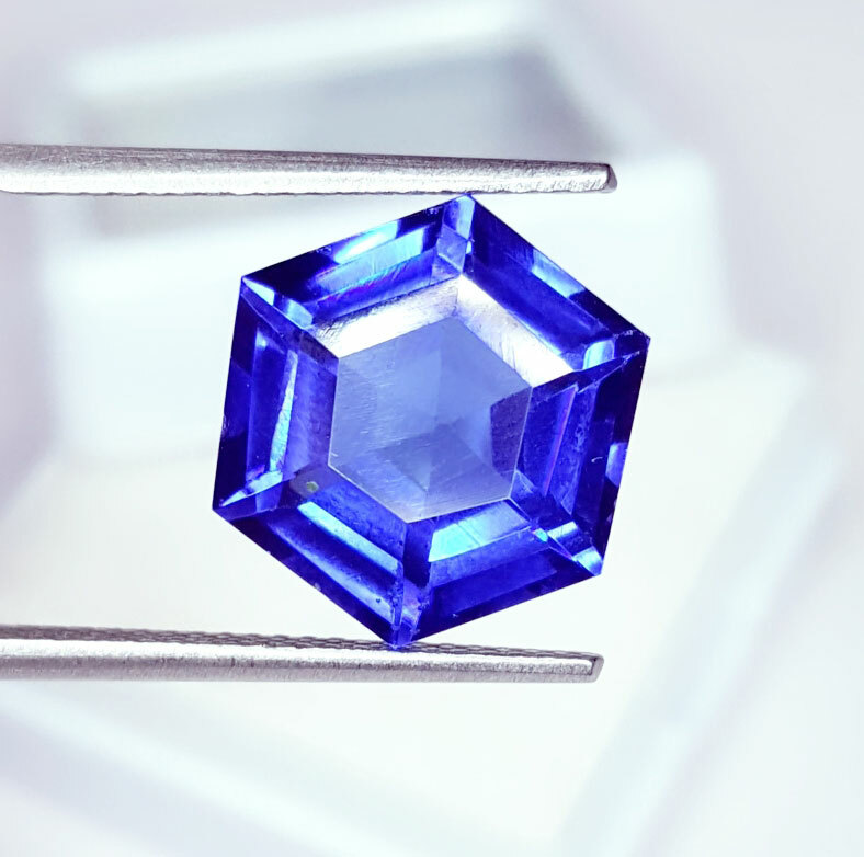 Pierre Précieuse De Tanzanite Ronde 10 Carats - Violette - Naturelle Certifiée - Neuf