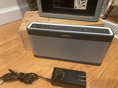 Bose Soundlink III Bluetooth Speaker-Silver-/W Cover Bose Sound