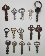 Antique Vintage Skeleton Key Lot of 15 Keys F...