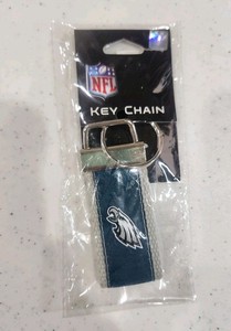 NEW Official Licensed Philadelphia Eagles NFL Carabiner Tag Lanyard Keychain NWT