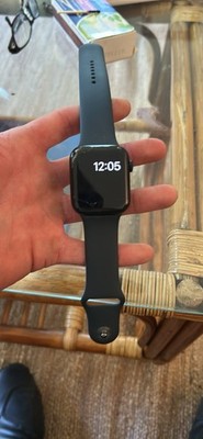 Apple Watch SE 1st Generation GPS Cellular 40mm Black