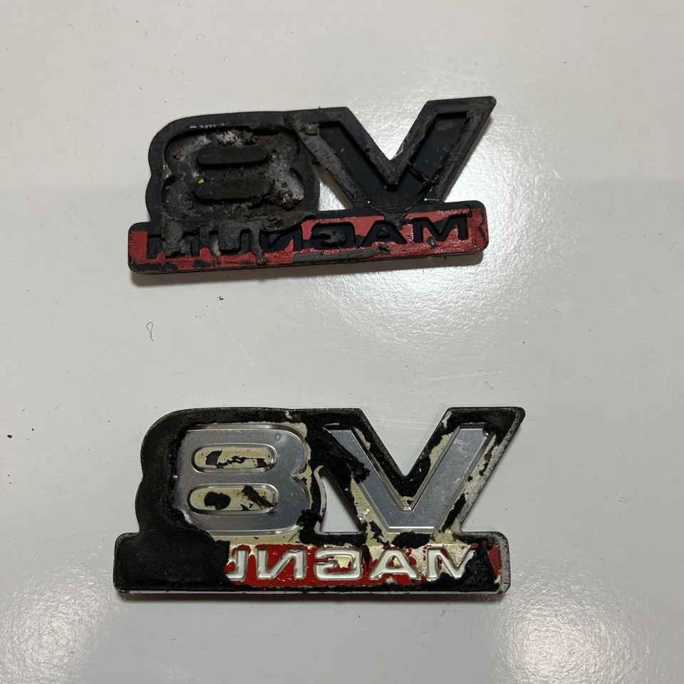 Insignia emblema guardabarros puerta Dodge Ram DAKOTA DURANGO V8 MAGNUM LOGOTIPO OEM Foto 3 de 3