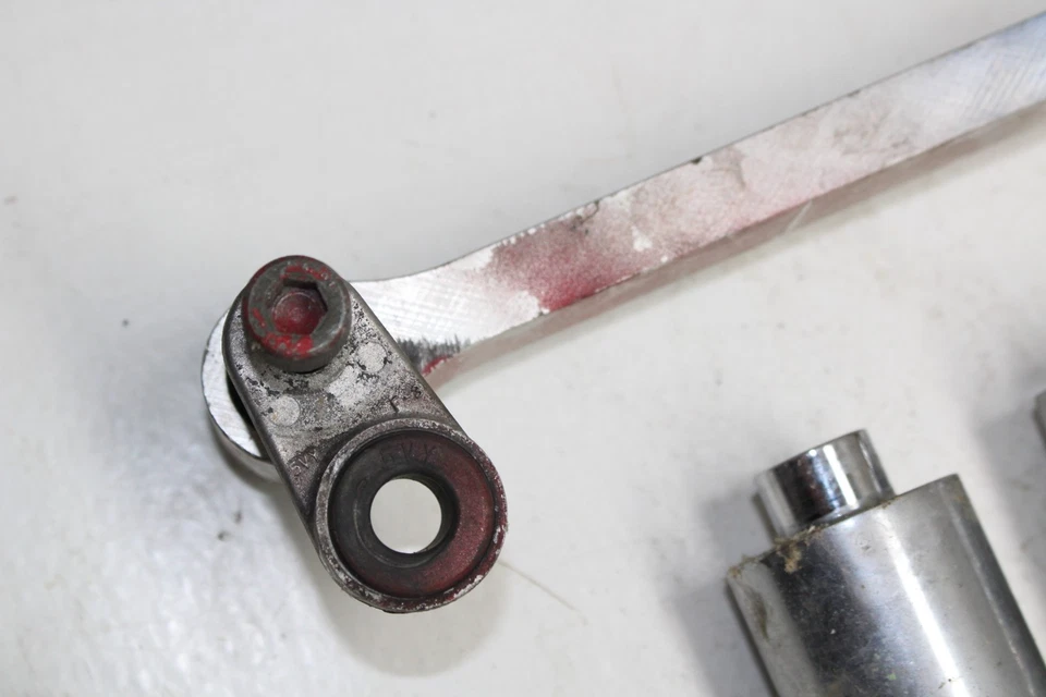 LOTE DE PEÇAS E FERRAGENS YAMAHA YZF R1 YZF-R1 2004-2006 - Imagem 3 de 4