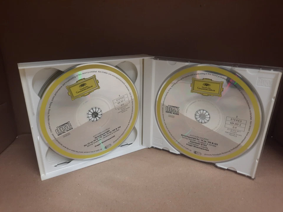 9 CD NM++ Dvorak Prague String Quartet Die Streichquartette Deutsche Grammophon - Bild 2 von 4
