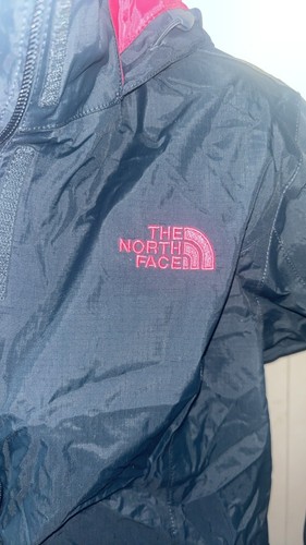 The North Face Women’s Blue Windbreaker Size S - Picture 3 of 15