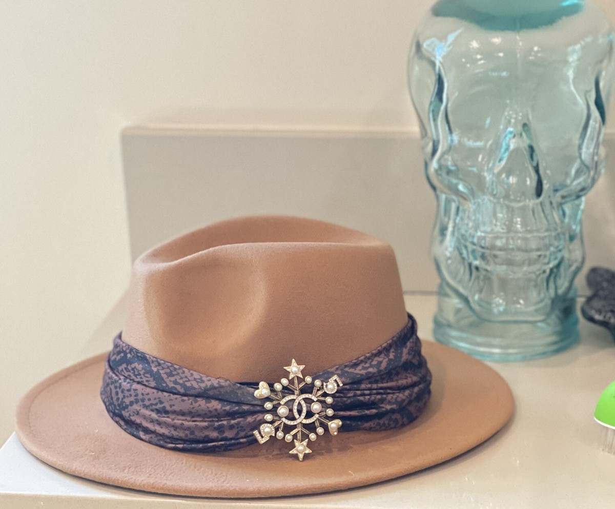 Customized Fedora with Removable Brooch Fedora With Brooch - Etsy main image 2