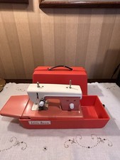 Little Queen Toy Sewing Machine - Vintage Wit...