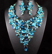 LARGE FLOWERS BLUE AUSTRIAN RHINESTONE CRYSTAL BIB NECKLACE EARRINGS SET N991
