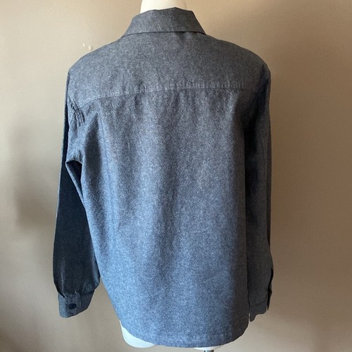 Roots Chambray Organic Cotton and Linen Buttoned Down Shirt Shacket with Pockets - Picture 5 of 7