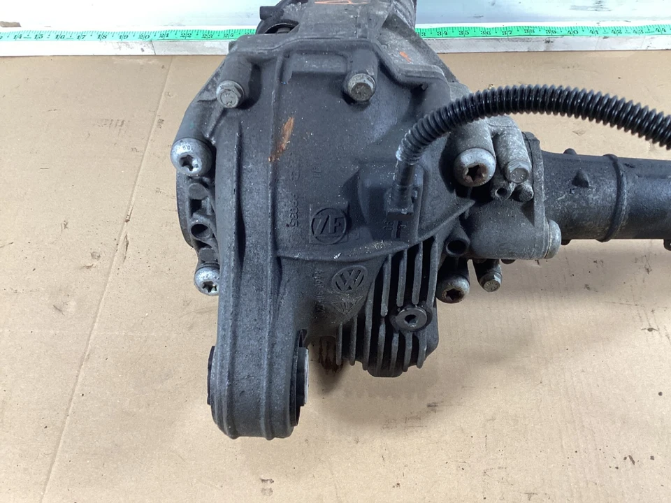 2008 - 2010 Porsche Cayenne Front Differential Axle Carrier Unit 4460310020 OEM Foto 3 de 4