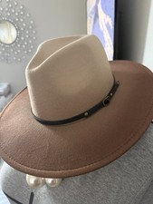 Two-Tone Wide Brim Western Hat with Black Band