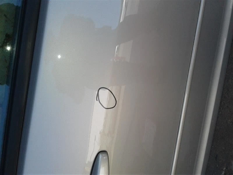 (LOCAL PICKUP ONLY) Passenger Front Door With Side Moulding Holes Fits 06-12 FUS Foto 4 de 4