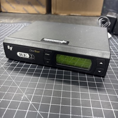 ElectroVoice EV RE2 Wireless Microphone PHTU2 RE410 Band G No Power Supply