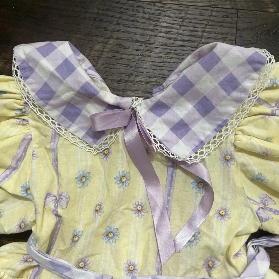 Vintage Daisy Kingdom Handmade Teddy Bear Puff Sleeve Ruffle Dress 1997? Sz 7/8? - Image 3 of 4