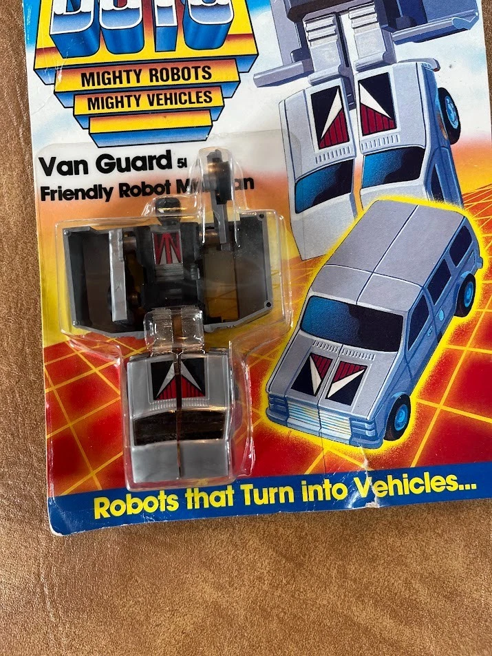 Van Guard Mini Van #7253 Mighty Robots Go Bots Tonka 1984 De colección MOSC Foto 2 de 4