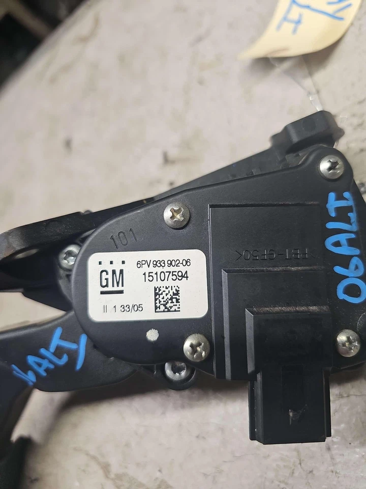 GMC Yukon Sierra 1500 2006-2007 acelerador de gasolina pedal id-15107594 Foto 3 de 4