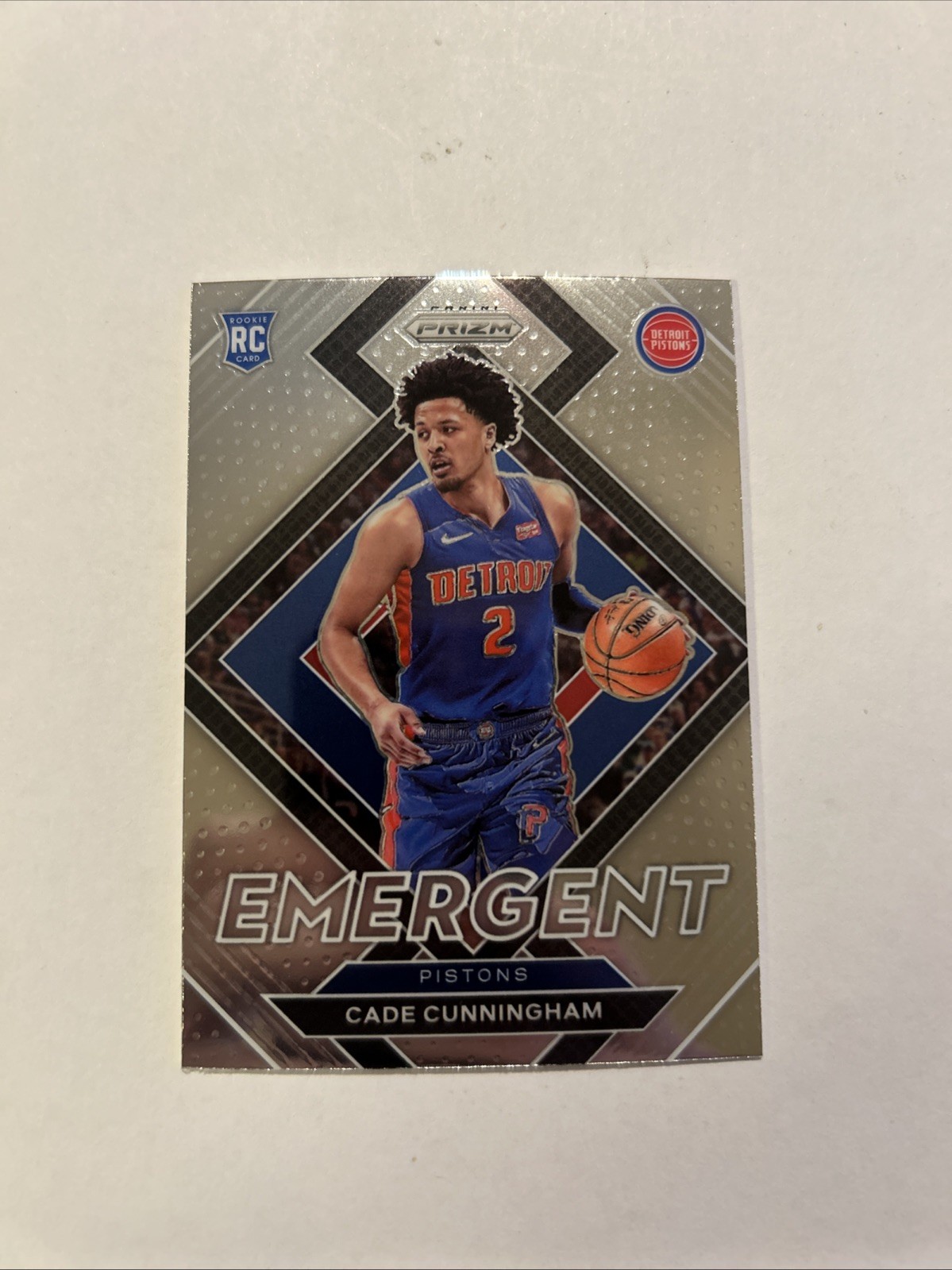 2021-22 Panini Prizm - Emergent #22 Cade Cunningham (RC)