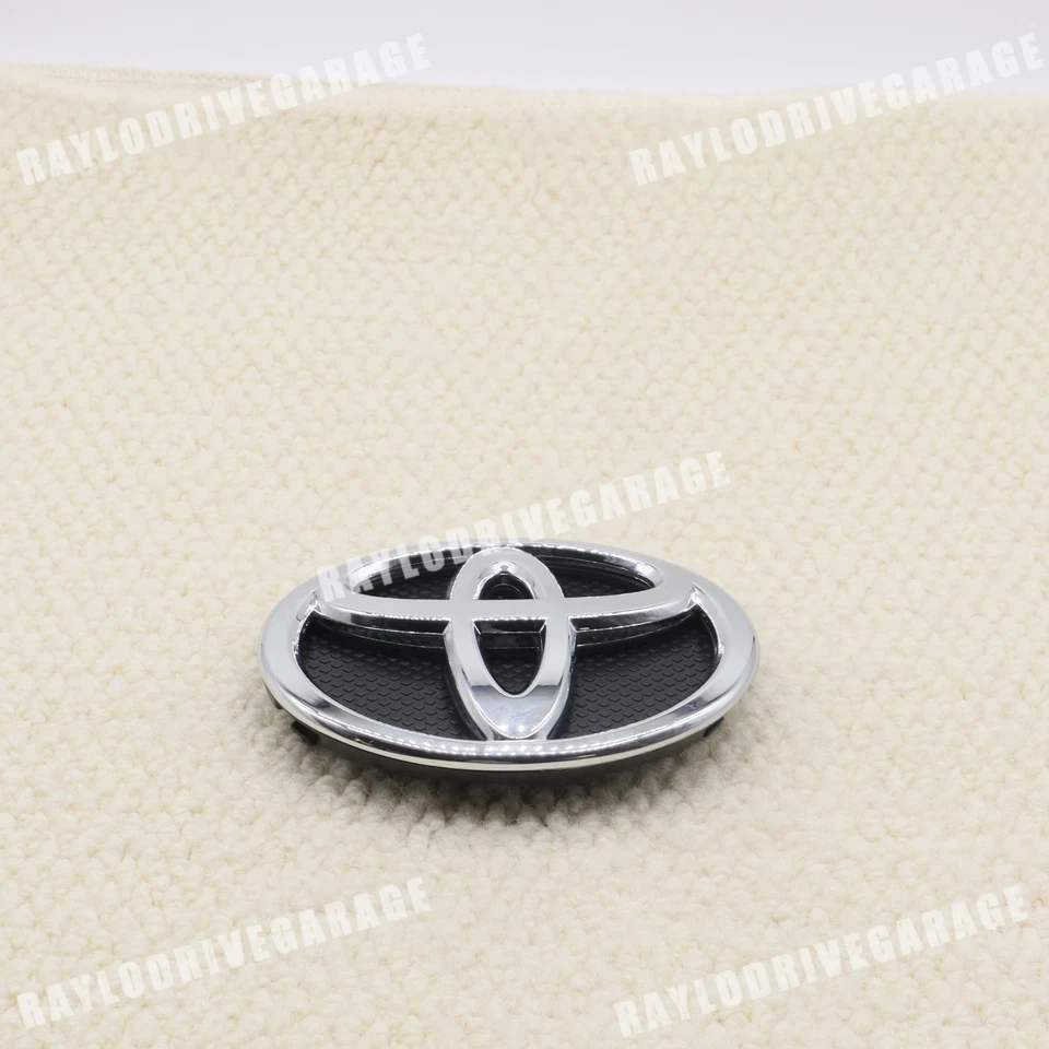 Front Grill Emblem 75301-52080 Fit For Yaris Sedan 2007-2014 Grille Badge Symbol Foto 3 de 4