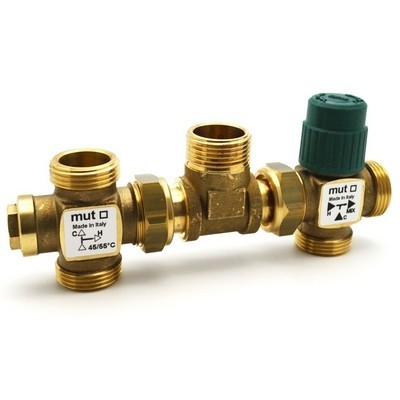 KIT SOLARE TERMICO 45-55° MUT Pannelli Solari Impianti Accessori