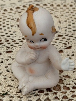 COLLECTIBLE 1960s LEFTON BISQUE FIGURINE KEWPIE BABY SITTING NAKED HAND-ON-CHIN