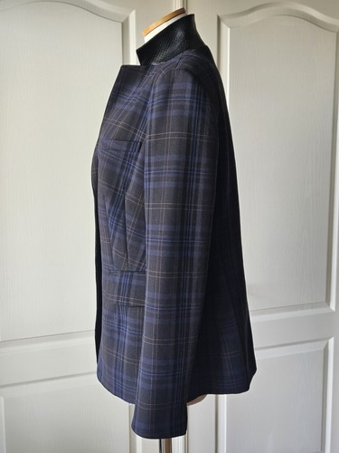 Akris Punto Size 12 Plaid Print Jacket Suit Blazer Suiting Coat Long Sleeves - Picture 11 of 15