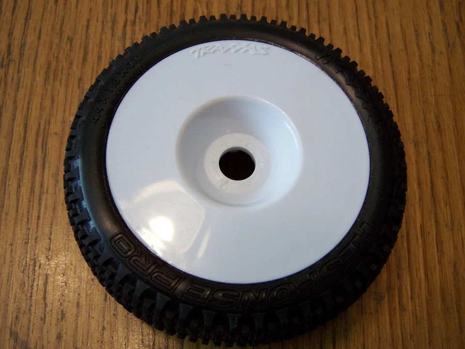 Fit Traxxas Jato 4x4 VXL Response Pro 3.0 Tires White Dished Wheels 17mm Splined - Image 4 of 4
