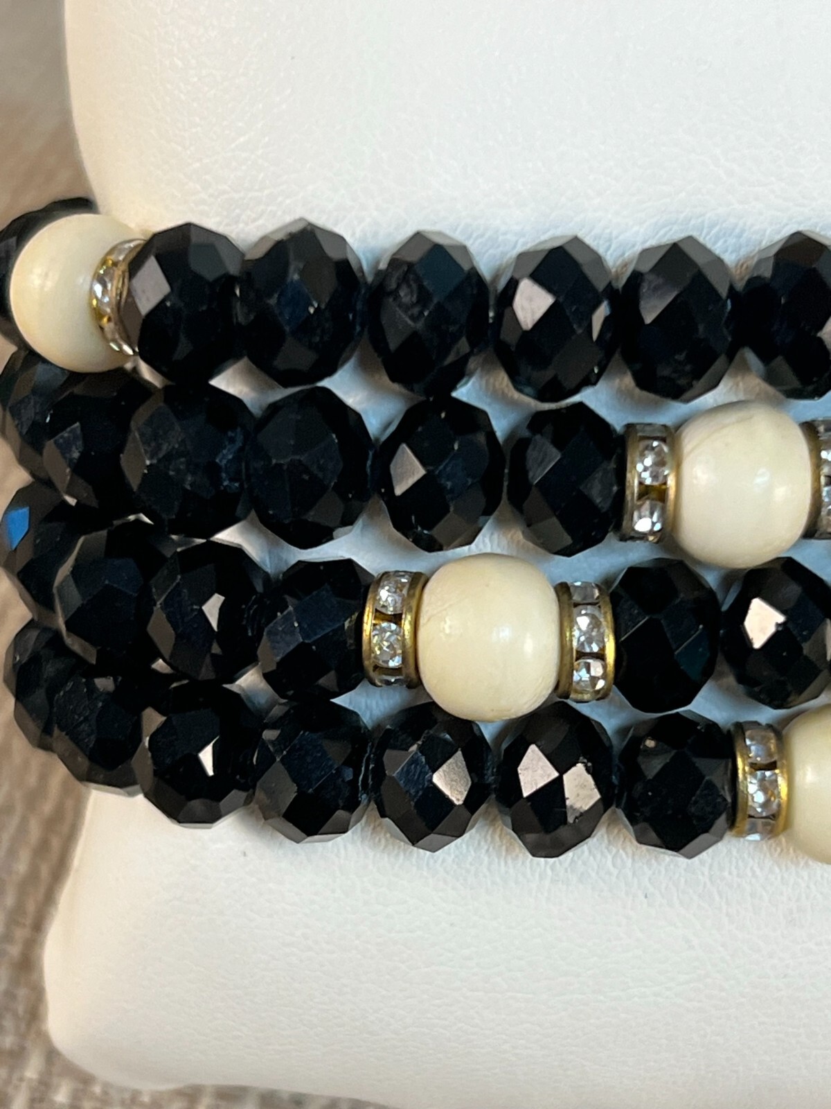 4 Pieces Black/Beige Bracelets - image 3