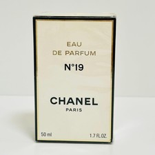 CHANEL No 19 Eau de Parfum 50ml 1.7oz New Sealed Perfume Japan