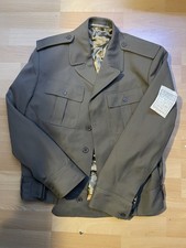 Offiziersjacke aus Bestand des Muzeum Wojsk Ladowych (1994)