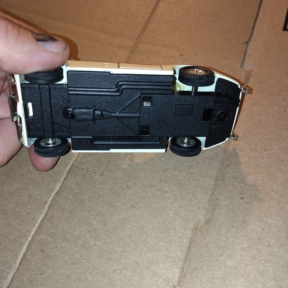 Спортивный автомобиль с откидным верхом Jaguar SS 4715 50-х годов - Изображение 3 из 3