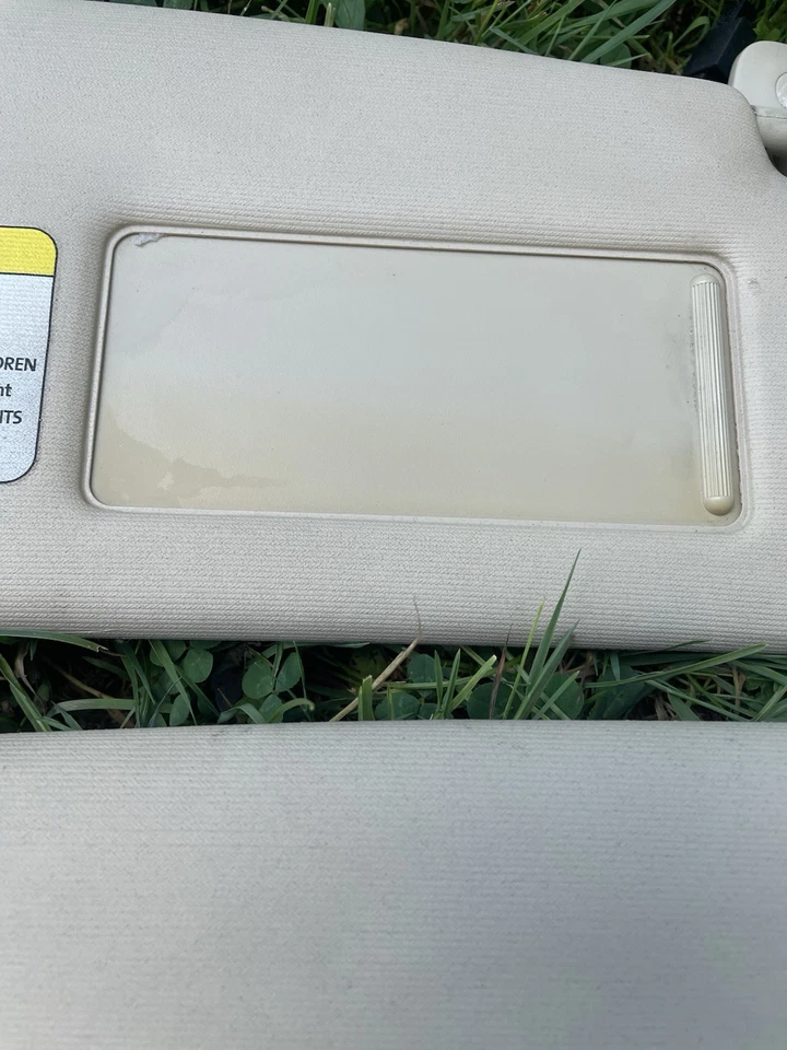 Lote de parasoles y clip para visera VW Beetle Volkswagen 2000-2003 bronceado iluminado Foto 3 de 4