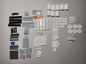 LEGO Architecture: The Leaning Tower of Pisa 21015 - Parts 100% Complete NO MANU