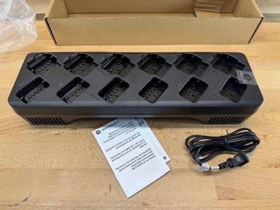 Motorola 12 Unit Charger DLR CLS Multi Radio Charging Station PMLN7136