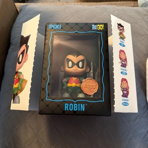 Thrilljoy x Teen Titans GO! - ROBIN - LE6000 - Hero Confirmed