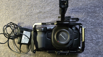 Black Magic pocket 4k cinema camera bundle with Smallrig